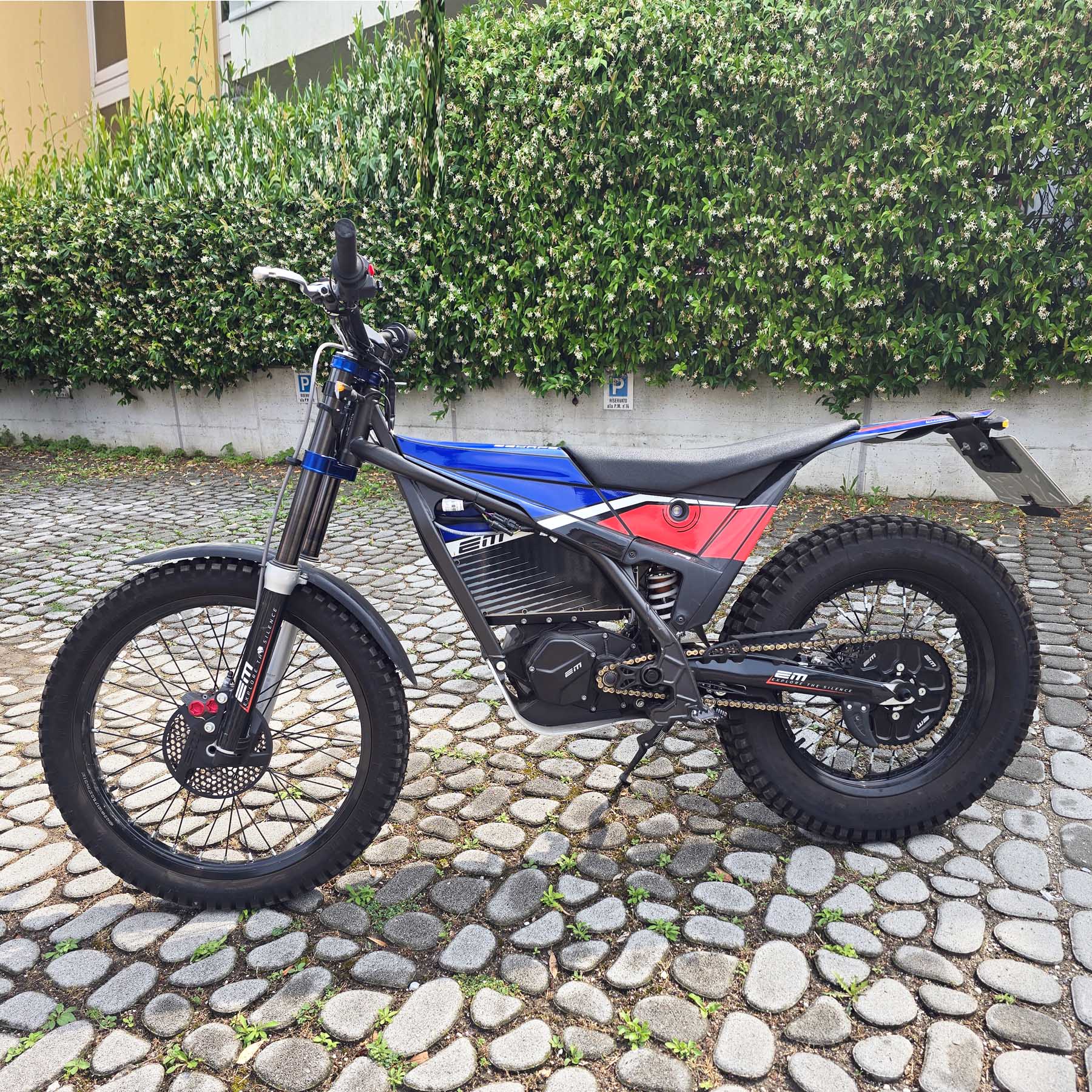 Electric-Motion Escape 2024  € 4900